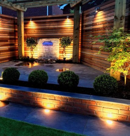 professional landscape gardener